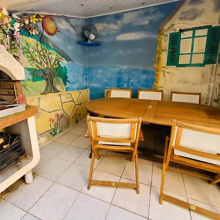 La Tomette 3 Avec Joli Patio بيت للعطل سيجيان